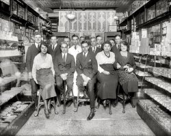 Washington, D.C., circa 1924. "People's Drug Store group, 11th & G Sts." Including one People's non-person. National Photo Co. glass negative. View full size.