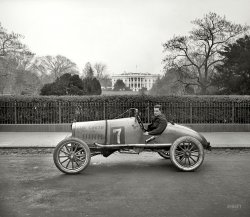 Washington, D.C., 1922. "Capt. Kopper and 'Cootie' at White House." National Photo Company Collection glass negative. View full size.