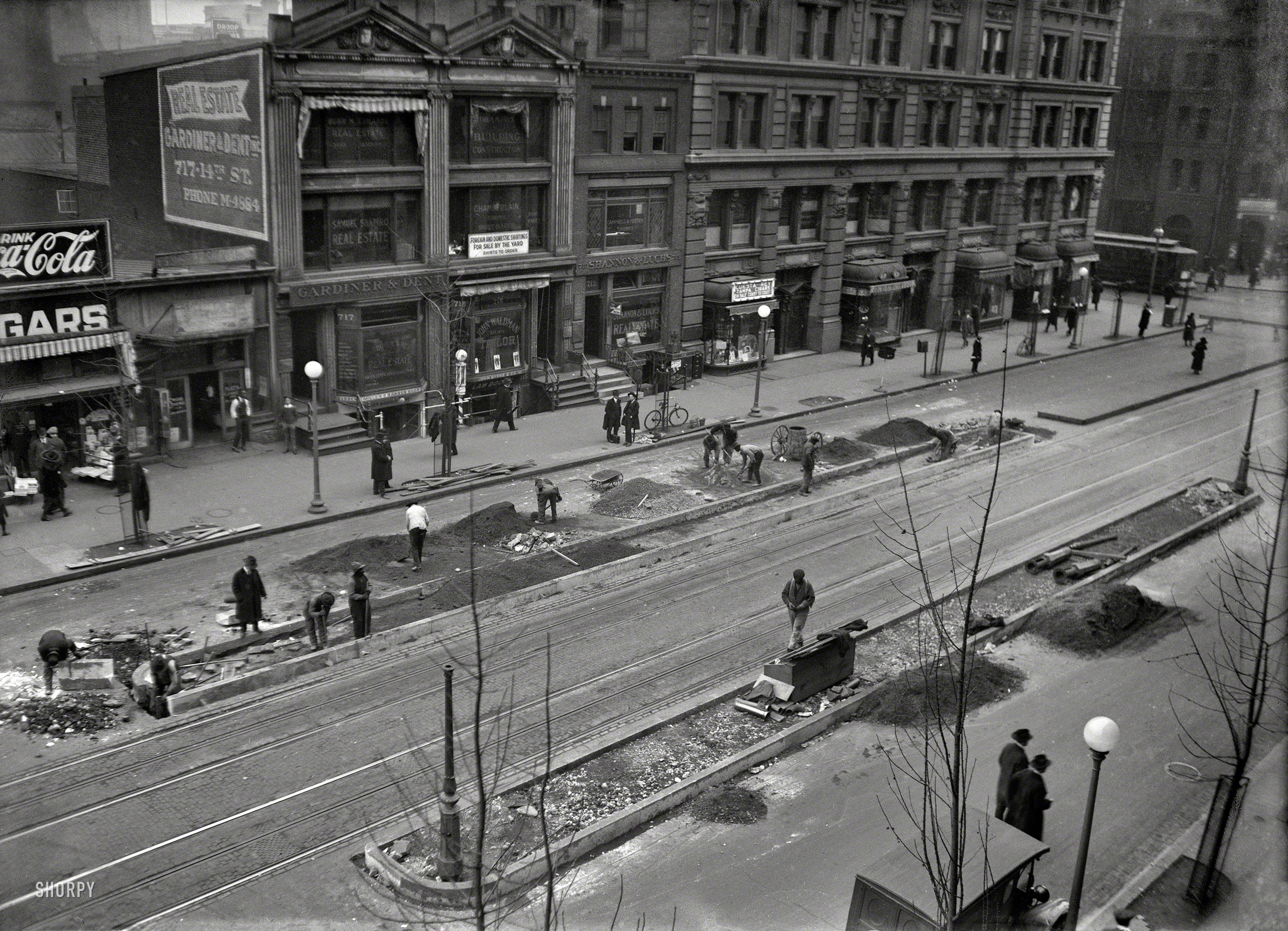 Washington, D.C., circa 1920. "Curb work -- car stop on 14th Street N.W." Streetcar infrastructure. Harris & Ewing glass negative. View full size.