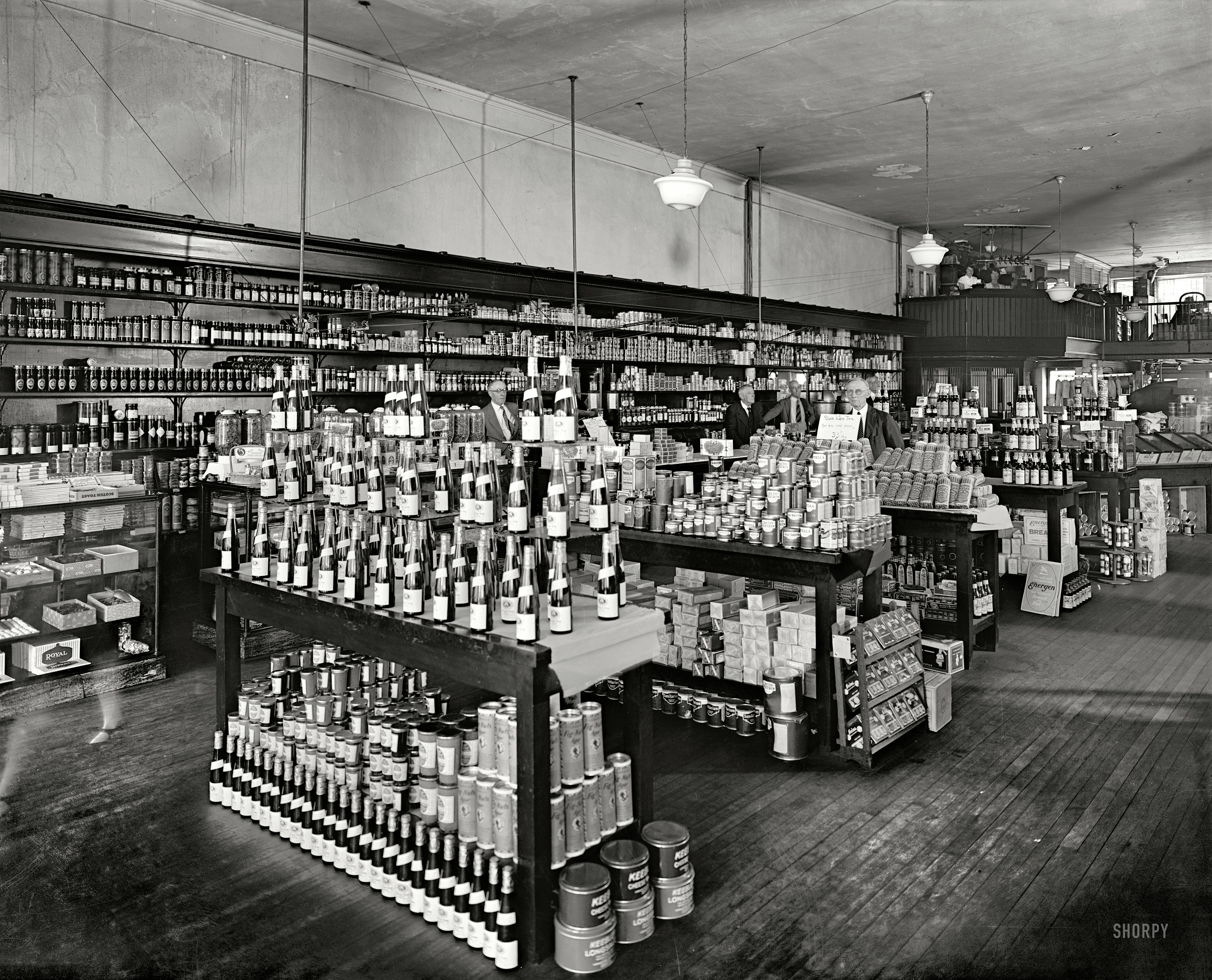 Washington, D.C., circa 1920. "John D. Hayes" is the caption here, perhaps indicating a connection to the Fanny Farmer chain of candy stores. Economics majors have probably heard of Adam Smith's "invisible hand" of the market; here we see evidence of its phantom foot. National Photo Co. View full size.