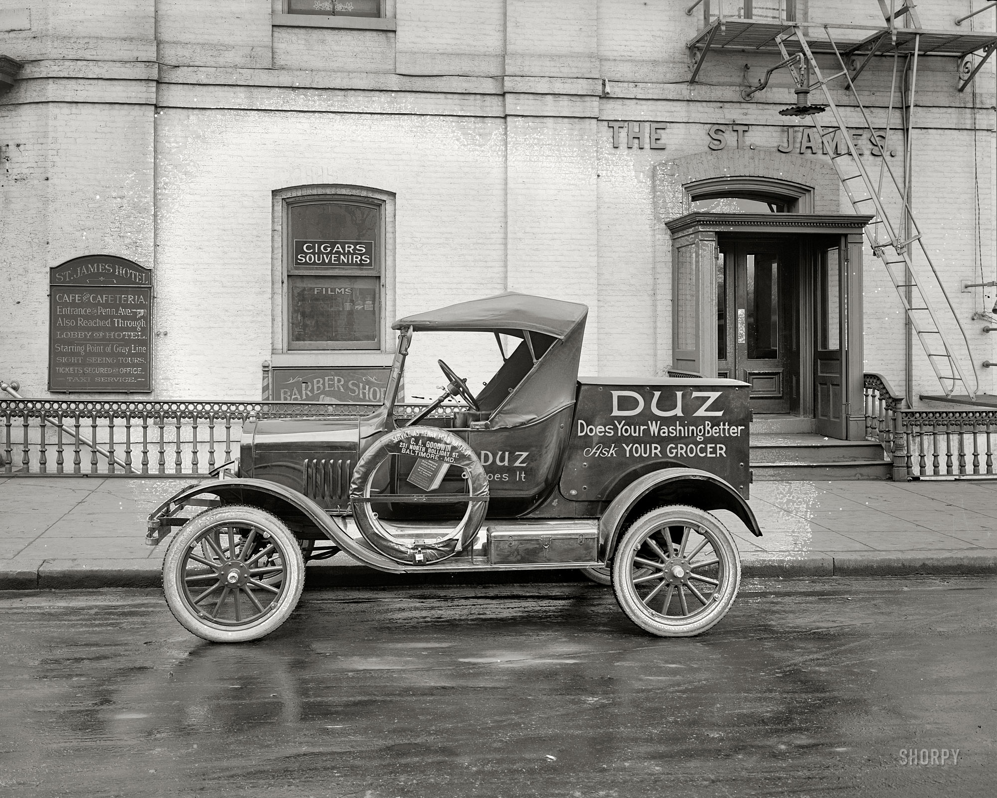 Washington, D.C., circa 1925. "Ford Motor Co. -- Duz delivery car at St. James Hotel." National Photo Company glass negative. View full size.