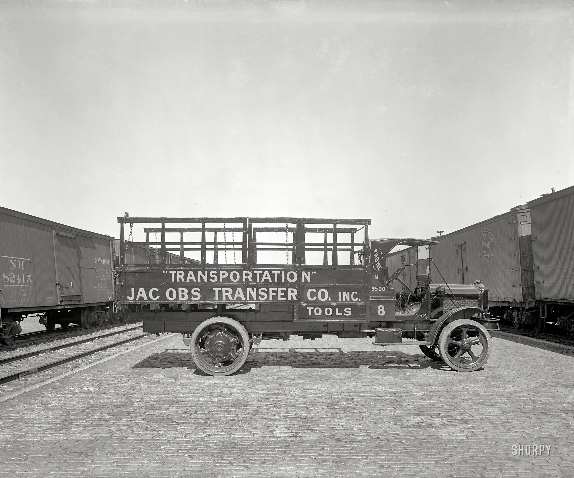 Washington, D.C., circa 1917. "Harry Haas -- Jacobs truck." Prehistoric "transportation," complete with irony quotes. National Photo. View full size.