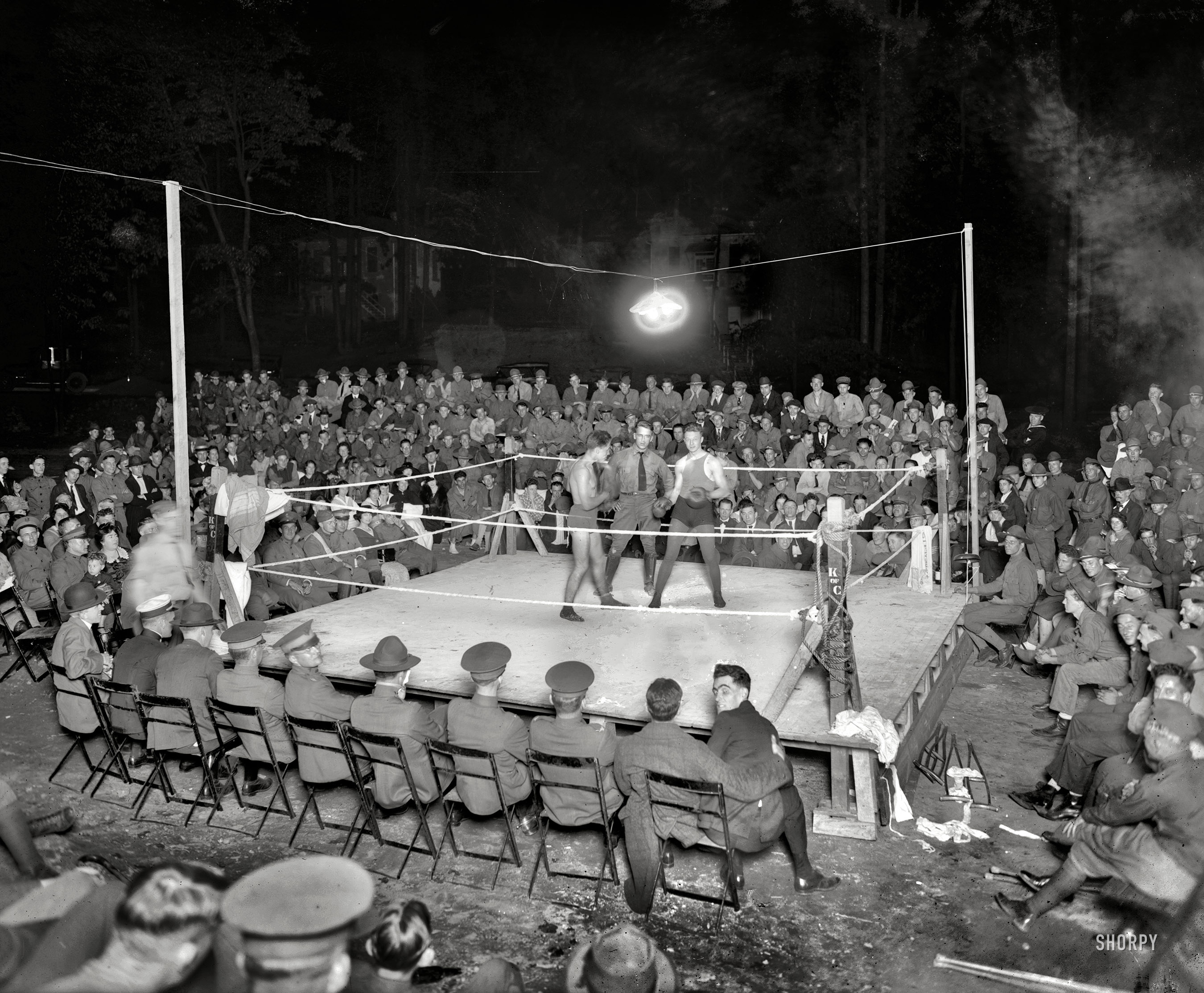 Washington, D.C., 1919. "Boxing at Walter Reed Hospital." Another look at the proceedings first glimpsed here. National Photo glass negative. View full size.