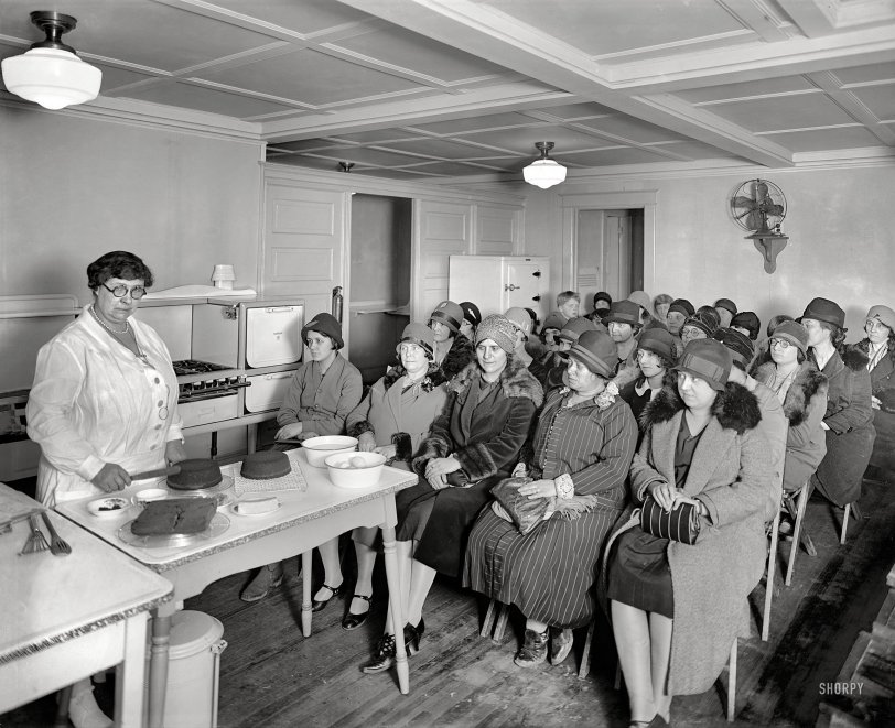 Washington, D.C., circa 1927. "Cooking demonstration, Washington Gas Light Co." Where no cake is ever half-baked. Or else. View full size.
