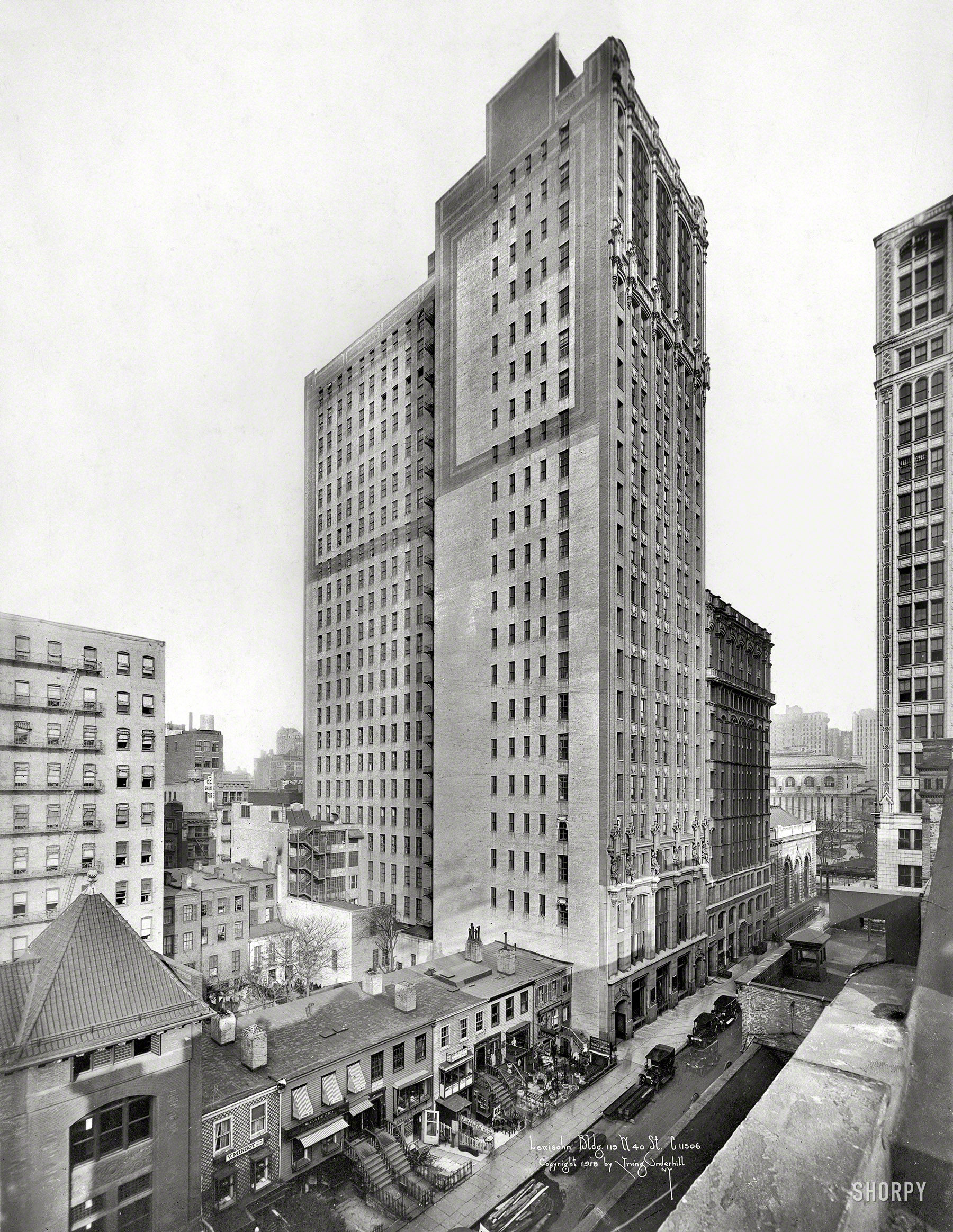 New York, 1918. "Lewisohn Building, 119 W. 40th Street. Maynicke & Franke, architects." Dwarfed by its newer neighbors 101 years after its completion, this 22-story, 325-foot tower still stands. Irving Underhill photo. View full size.