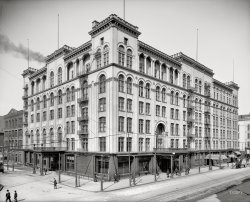 Hotel Cadillac: 1906