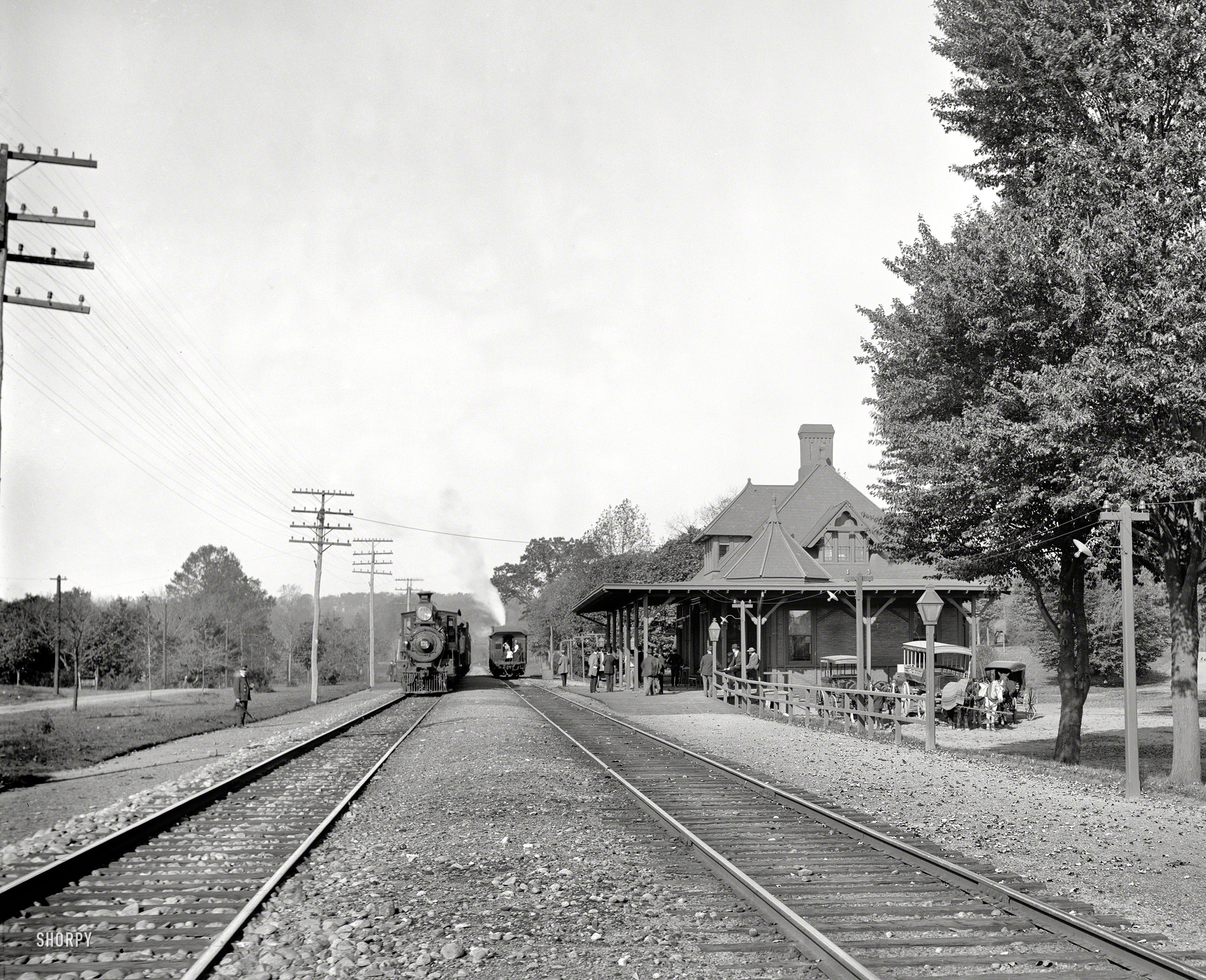 Short Hills, New Jersey, circa 1901. "Short Hills Station -- Delaware, Lackawanna & Western R.R." 8x10 glass negative, Detroit Publishing Co. View full size.