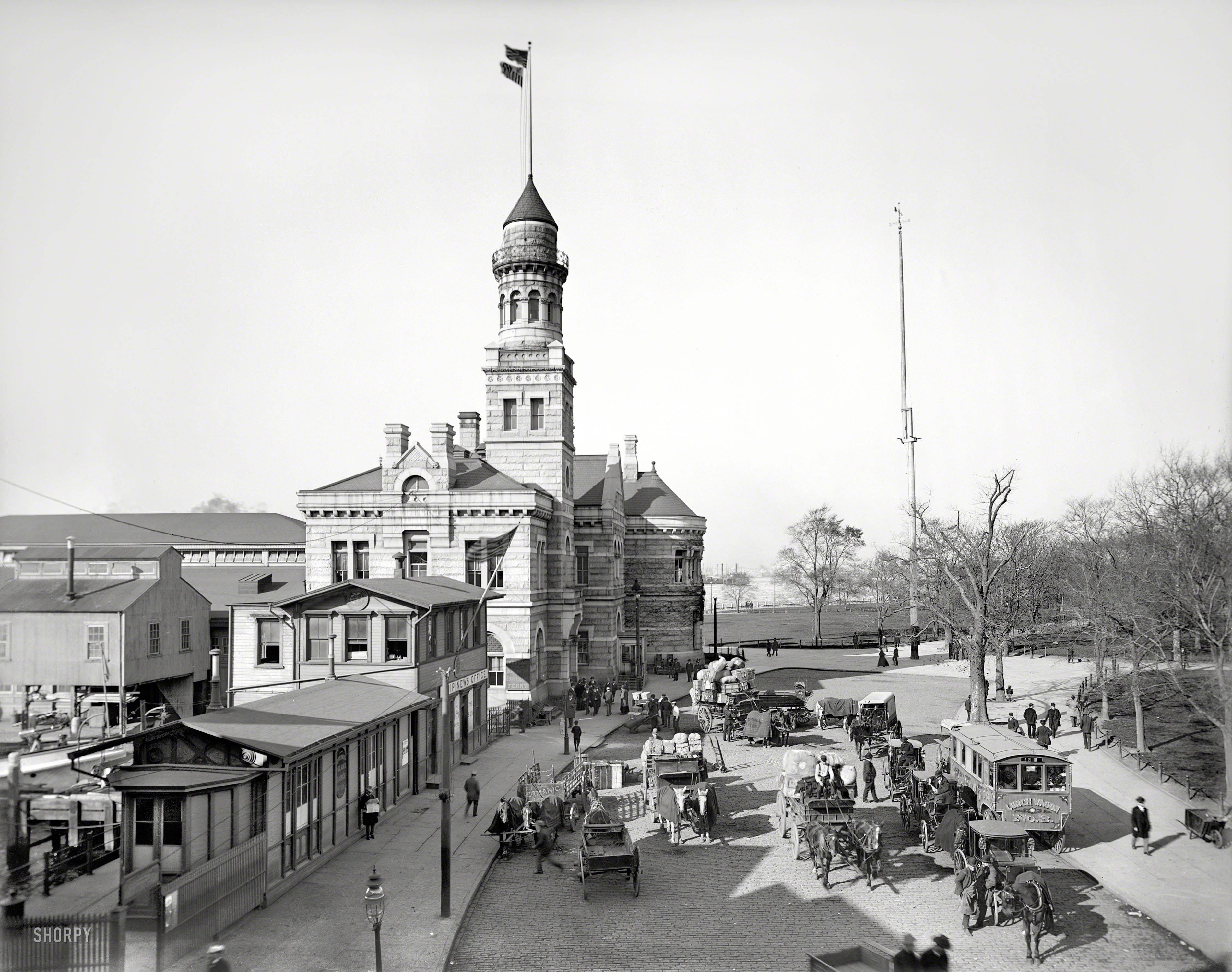 Circa 1900. "Barge Office, New York." Meet you at the Lunch Wagon. 8x10 inch dry plate glass negative, Detroit Photographic Company. View full size.