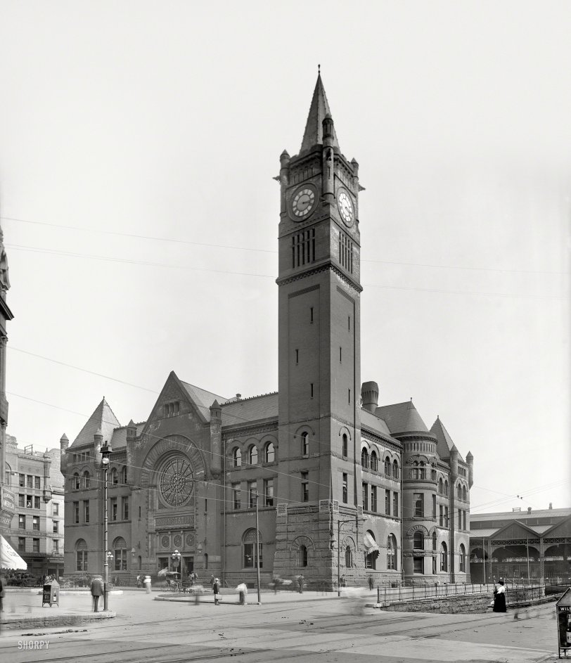 Circa 1906. "Union Station, Indianapolis." If we step on it (but not in it) we just have time to make the 3:25 to Terre Haute. 8x10 glass negative. View full size.
