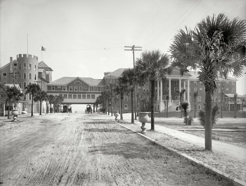 Daytona Beach circa 1905. "The Clarendon Hotel -- Seabreeze, Florida." 8x10 inch dry plate glass negative, Detroit Publishing Company. View full size.
