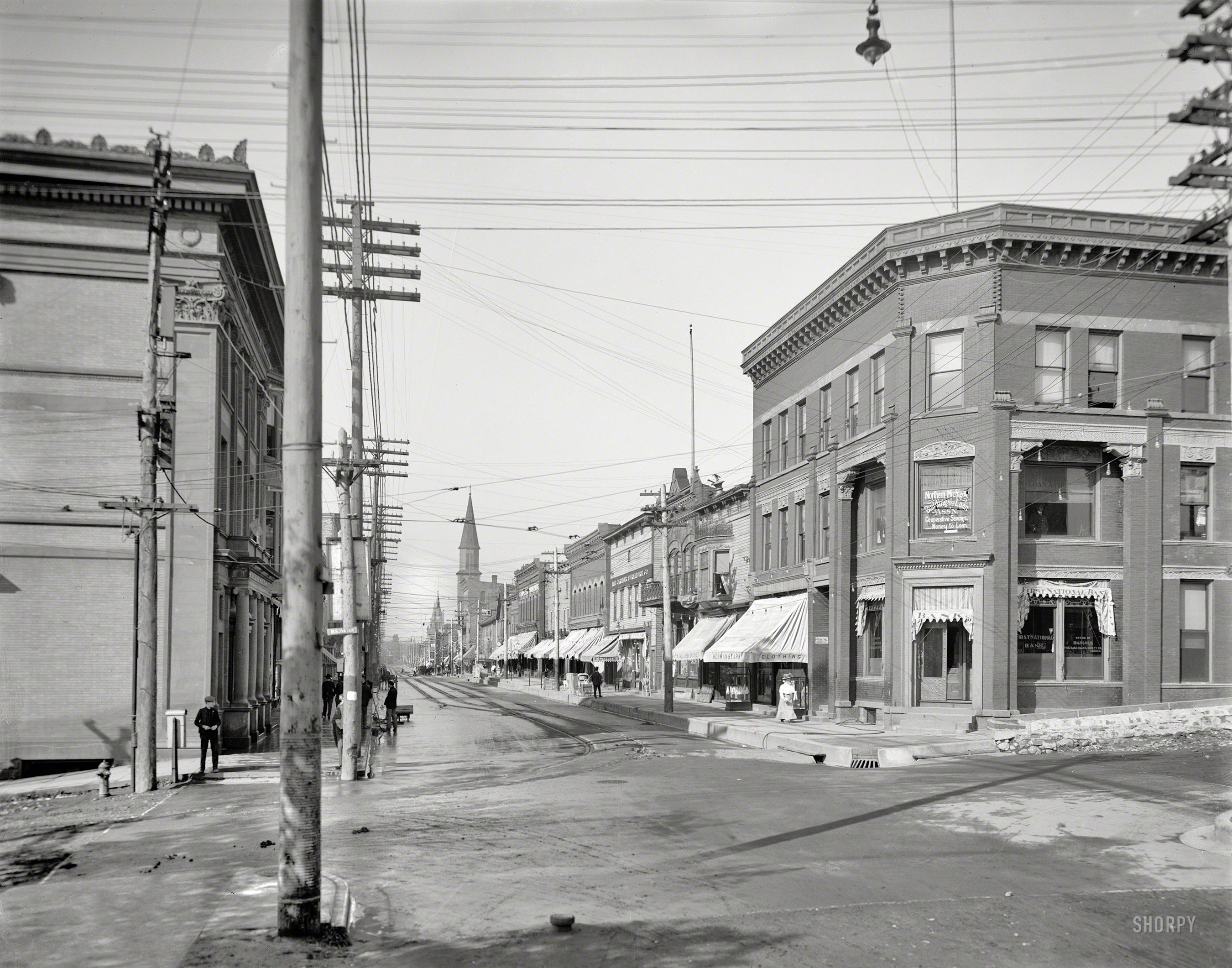 Circa 1906. "Quincy Street -- Hancock, Michigan." In the copper country of the Upper Peninsula. Detroit Publishing glass negative. View full size.