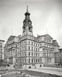 Louisville, Kentucky, circa 1906. "The Post Office." 8x10 inch dry plate glass negative, Detroit Publishing Company. View full size.