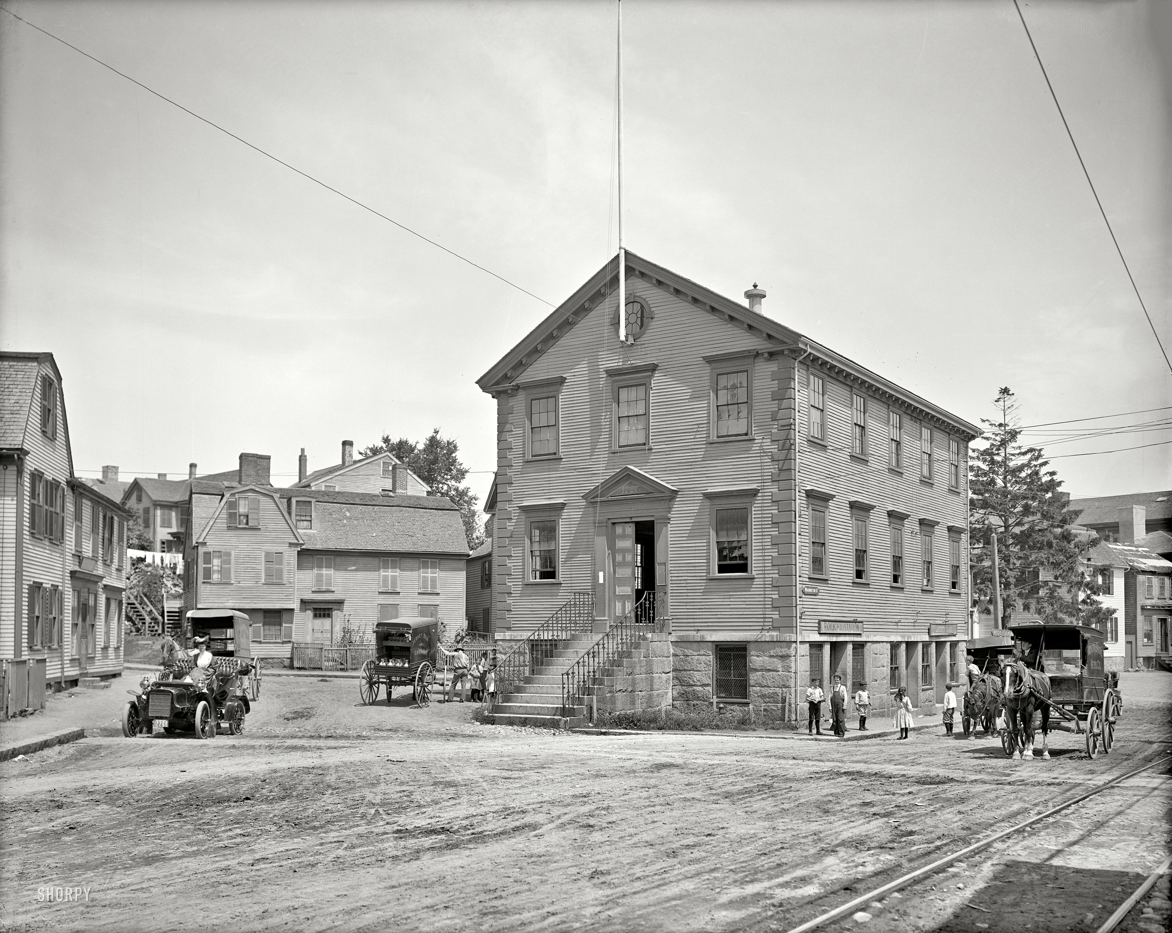 Circa 1906. "Old town hall -- Marblehead, Massachusetts." 8x10 inch dry plate glass negative, Detroit Publishing Company. View full size.