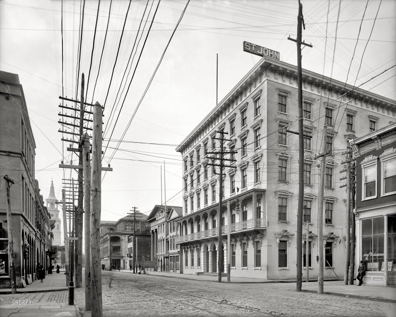 Charleston, South Carolina, circa 1905. "Meeting Street and St. John Hotel," a.k.a. the Mills House. 8x10 glass negative, Detroit Publishing Co. View full size.
