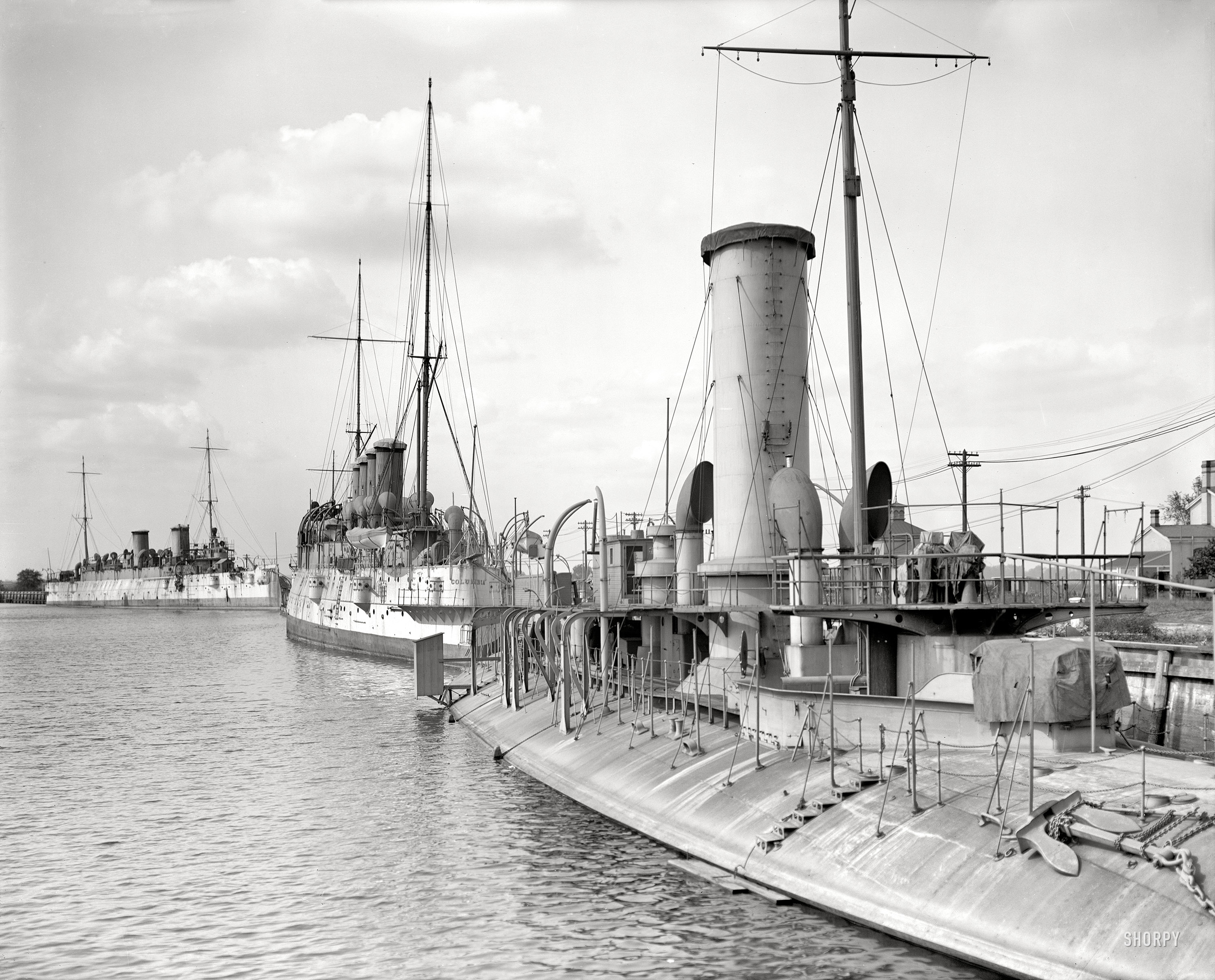 Philadelphia circa 1908. "Ships at League Island Navy Yard. Cruisers Minneapolis and Columbia (center) and armored ram Katahdin." View full size.