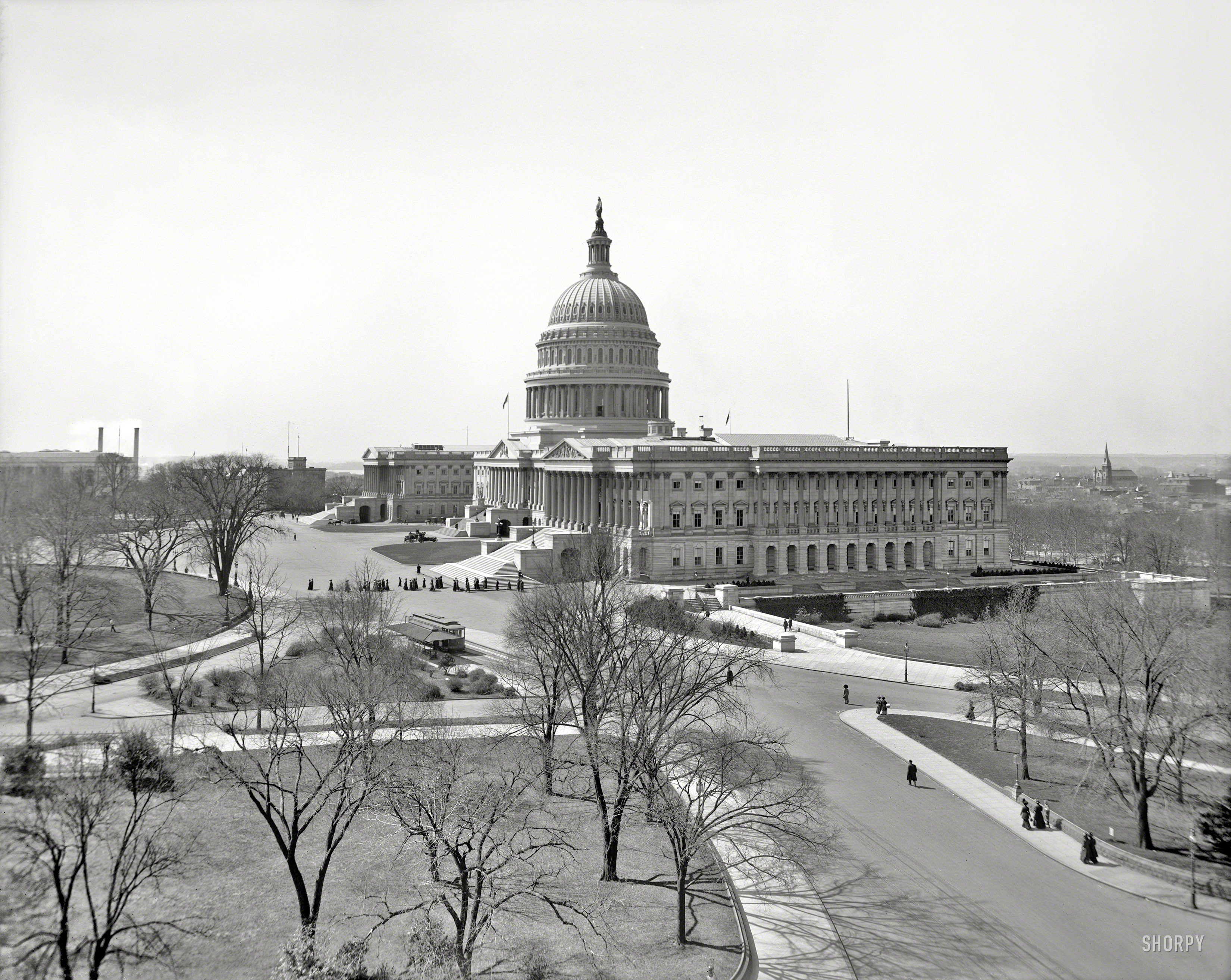 Circa 1908. "North view of United States Capitol, Washington, D.C." 8x10 inch dry plate glass negative, Detroit Publishing Company. View full size.