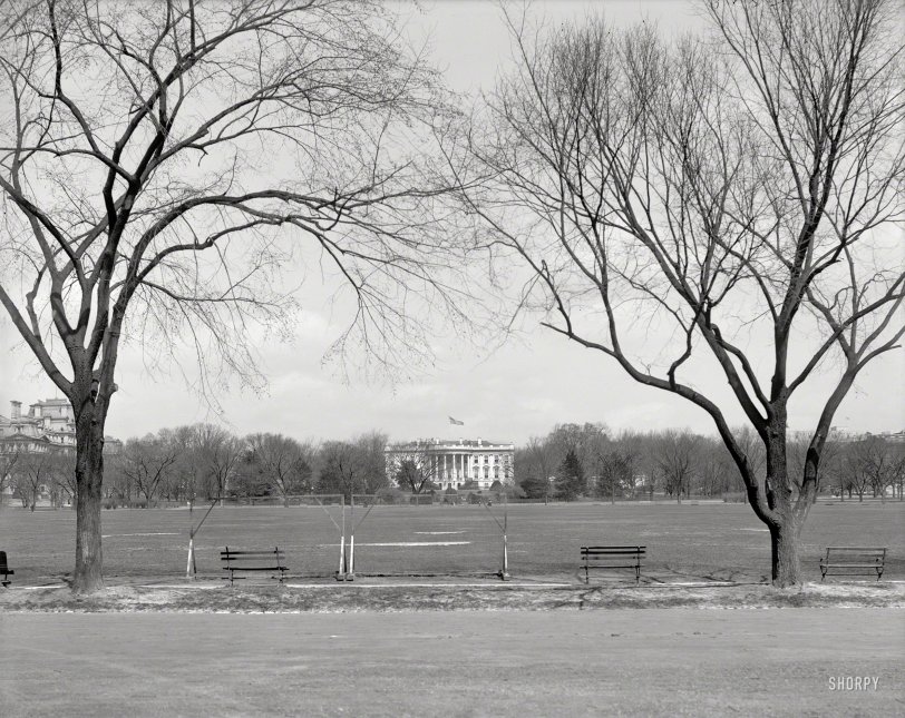 Washington circa 1910. "Glimpse of White House from Monument Green." 8x10 inch glass negative, Detroit Publishing Company. View full size.
