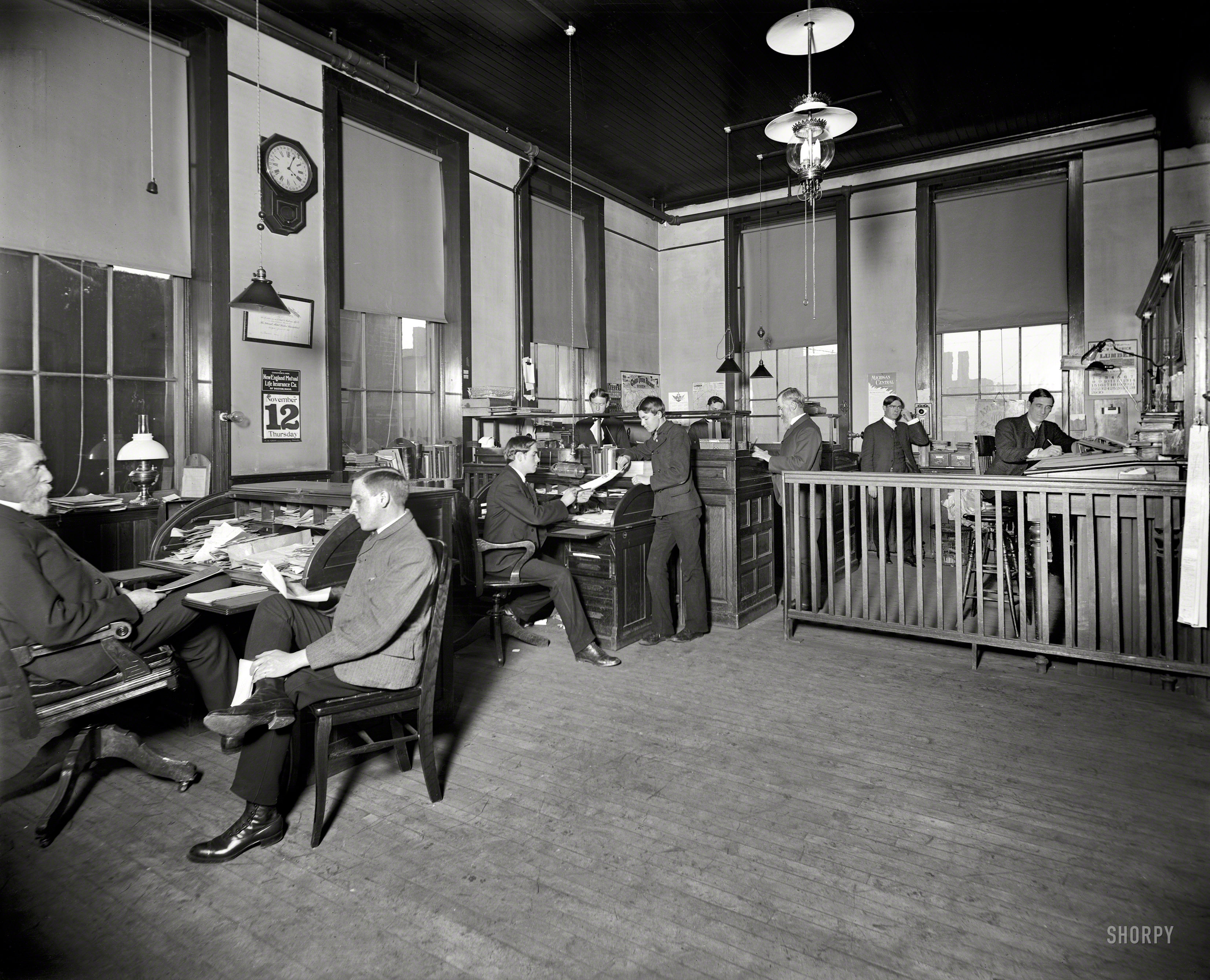 November 1903. "General office, Leland & Faulconer Manufacturing Co., Detroit." At left: Henry Leland, founder of both the Cadillac and Lincoln motor car brands. 8x10 inch glass negative, Detroit Photographic Co. View full size.