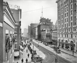 Rochester, New York, circa 1908. "Main Street and Hotel Rochester." 8x10 glass negative, Detroit Publishing Co. View full size.