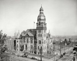 Little Rock, Arkansas, circa 1905. "Pulaski County Court House." 8x10 inch dry plate glass negative, Detroit Publishing Company. View full size.