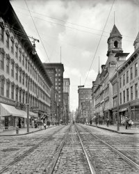 Pittsburgh, Pennsylvania, circa 1908. "Smithfield Street and the Post Office." 8x10 inch dry plate glass negative, Detroit Publishing Company. View full size.