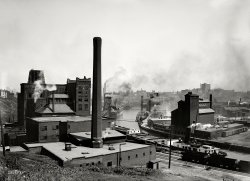 An uncaptioned industrial scene from the early 1900s. What is this gritty city? Detroit Publishing glass negative. View full size.