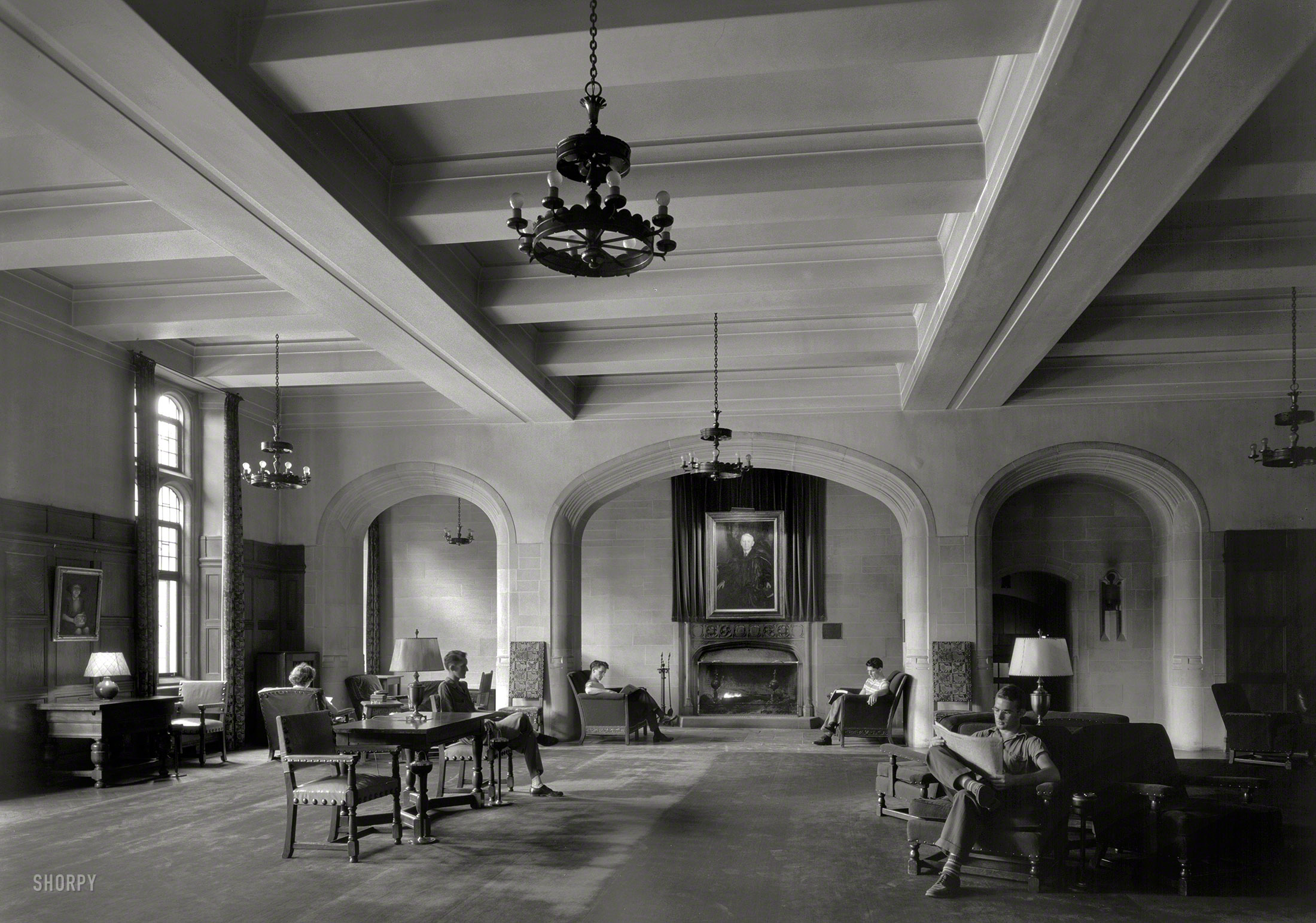 June 6, 1942. "Indiana Union Building, Indiana University, Bloomington. Lounge I." Large-format acetate negative by Gottscho-Schleisner. View full size.