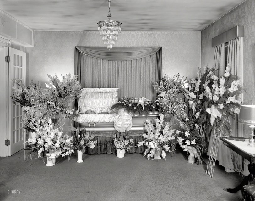 May 1950. Washington, D.C. "Miss Dorothy Torr [client]. Funeral flowers." Rose Bell Torr in repose. Safety negative by Theodor Horydczak. View full size.
