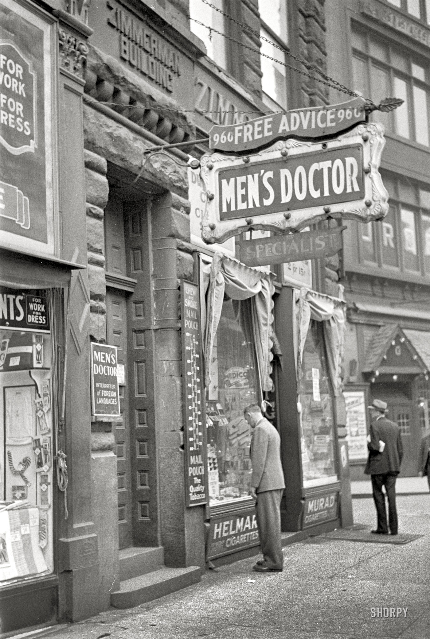 May 1938. "Quack doctor -- Pittsburgh, Pennsylvania." 35mm nitrate negative by Arthur Rothstein for the Farm Security Administration. View full size.