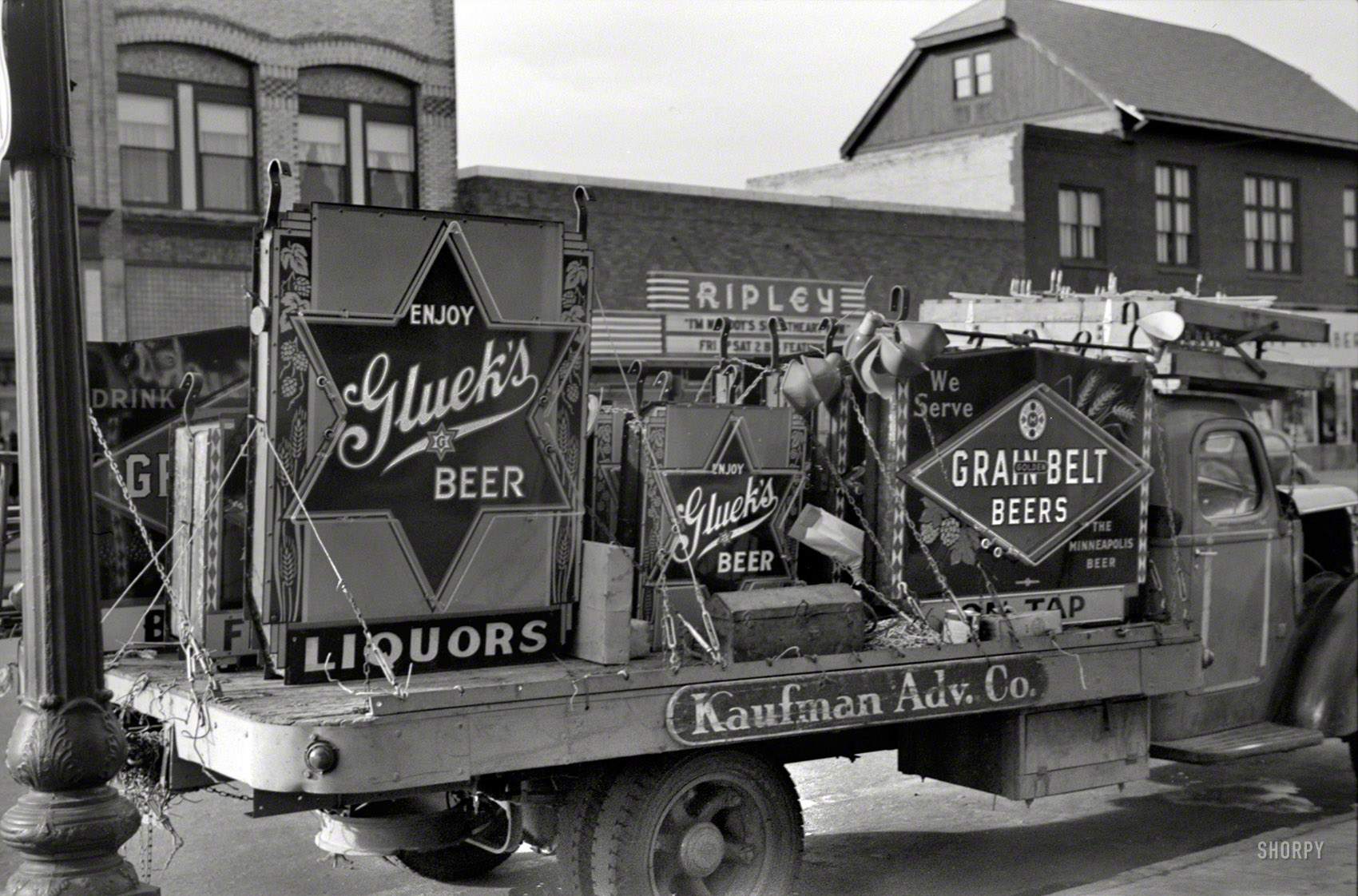 October 1940. "Beer signs on truck. Little Falls, Minnesota." Gluek's and Grain Belt on tap. 35mm nitrate negative by John Vachon. View full size.