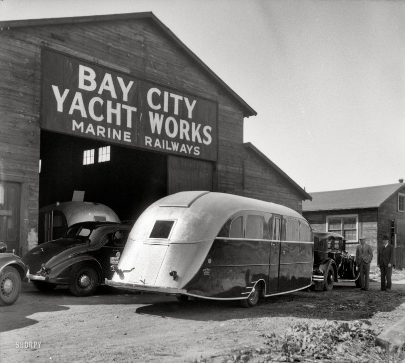May 1936. Bay City, Michigan. "Deluxe Kauneel auto trailer." Similar to the one seen here. Medium format negative by Taylor. View full size.
