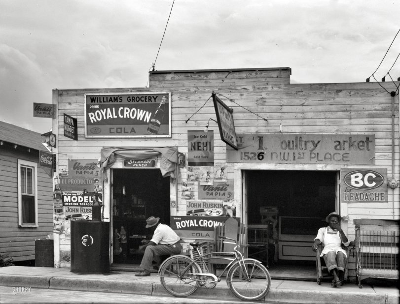 Somewhere in the South, possibly Miami. Another snap by Daly from the summer of 1941. Medium format nitrate negative. View full size.
