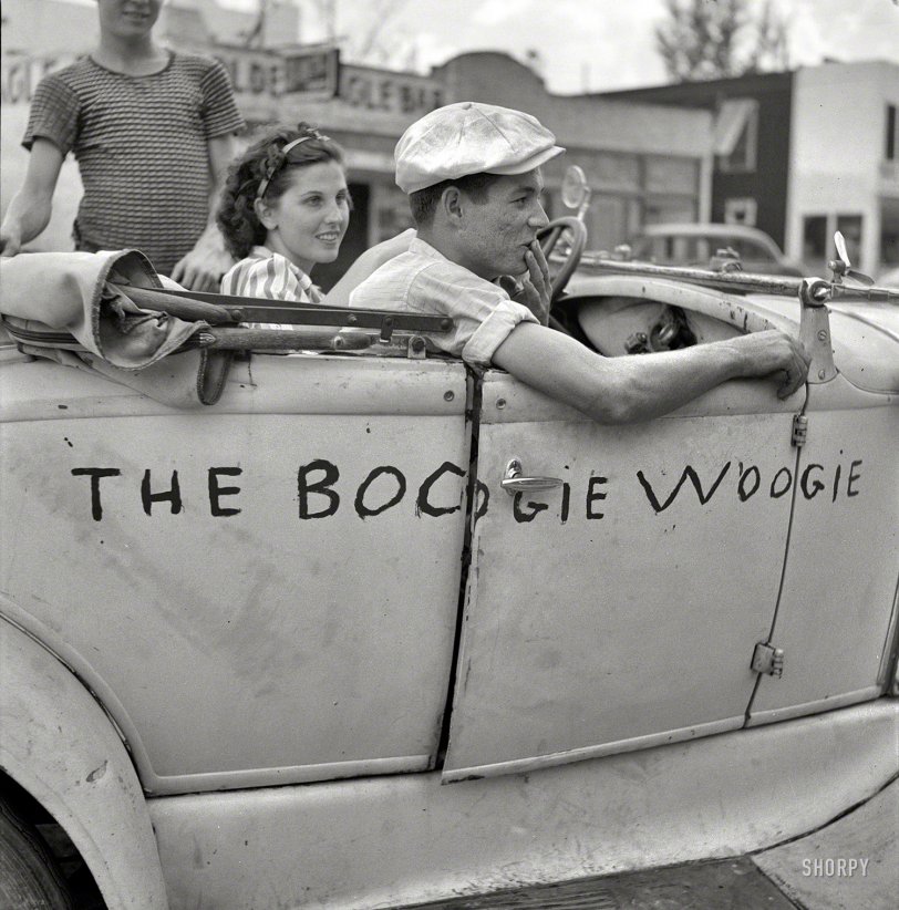 The Boogie Woogie: 1940