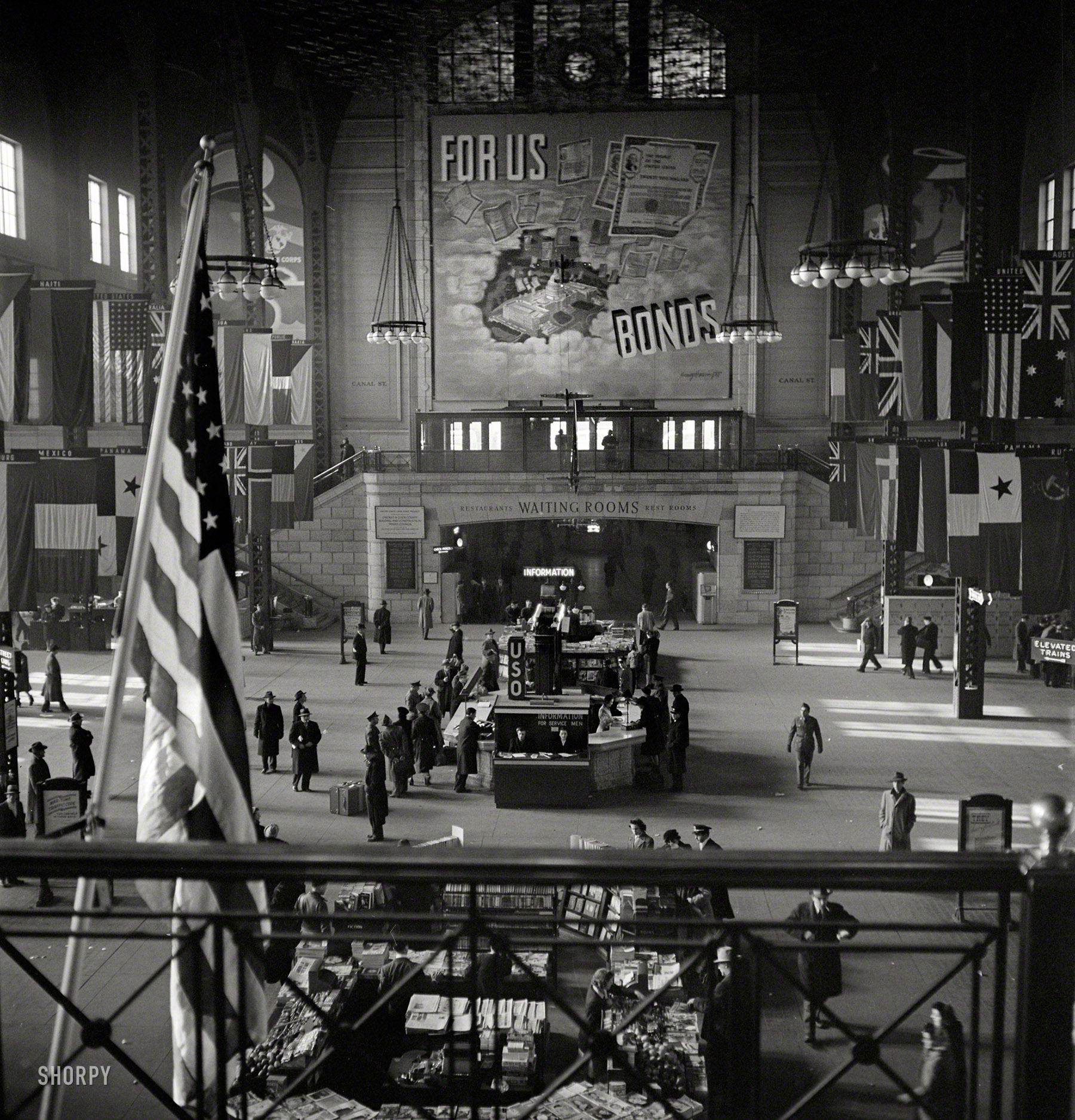 &nbsp; &nbsp; &nbsp; Prequel to the poster seen here.
January 1943. "Chicago, Illinois. Union Station train concourse." Medium-format negative by Jack Delano for the Office of War Information. View full size.