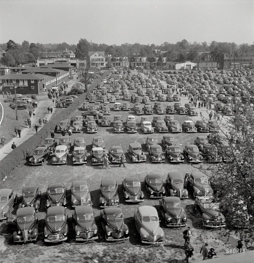 A Crowded Field: 1943