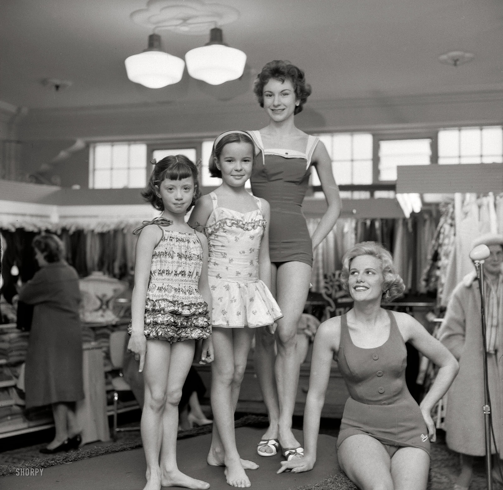 August 27, 1959. Wellington, New Zealand. "Swimsuit fashion show at James Smiths Ltd." Another picturesque scene from the mysterious parallel universe of the Southern Anglosphere. Evening Post photo. View full size.