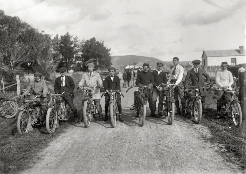 Kiwi Bikers: 1920