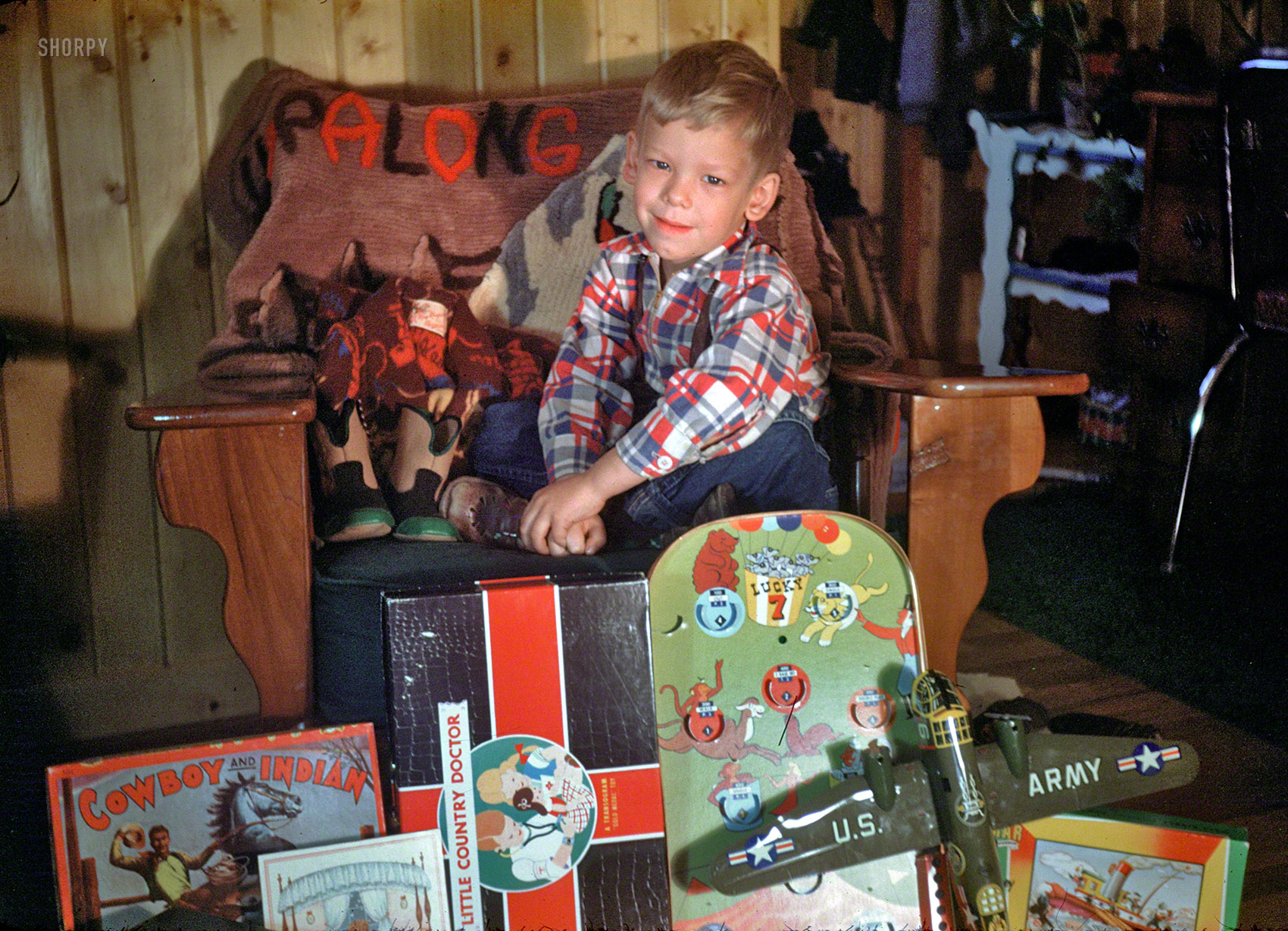 "Xmas 1951." Christmas Past, and Christmas presents. Our 12th slide from this batch of 35mm Kodachromes found on eBay. Most of them seem to have been taken in or near Pinconning, Michigan. View full size.
