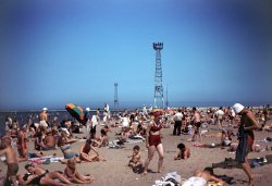 "Montrose Beach, Chicago, 1946." Another colorful entry from this batch of 35mm Kodachrome slides found on eBay. View full size.