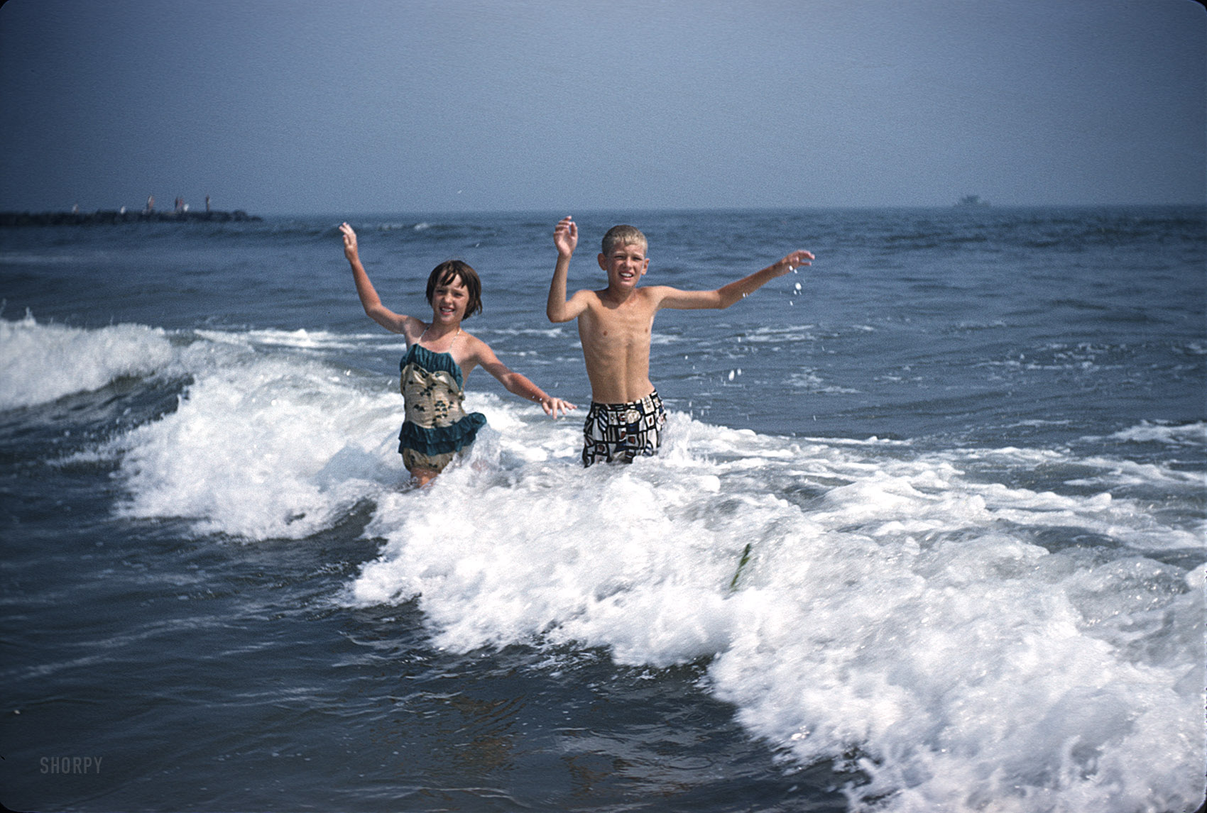 August 1959. "Janet & Kermy." Our second example of these slides found on eBay, Janet last seen dressed as a daffodil. 35mm Kodachrome. View full size.