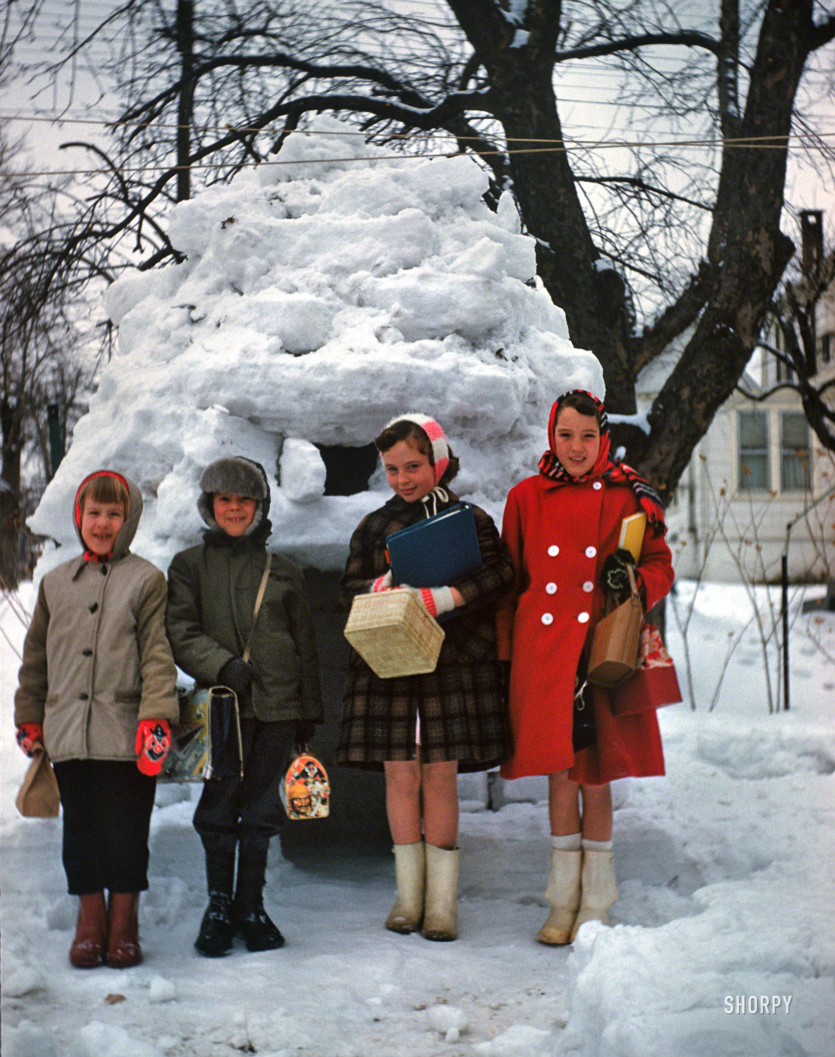 "Snow igloo, 1961." Somewhere in Baltimore near Kermy and Janet's house. Note the variety of lunch-carriers. 35mm Kodachrome. View full size.