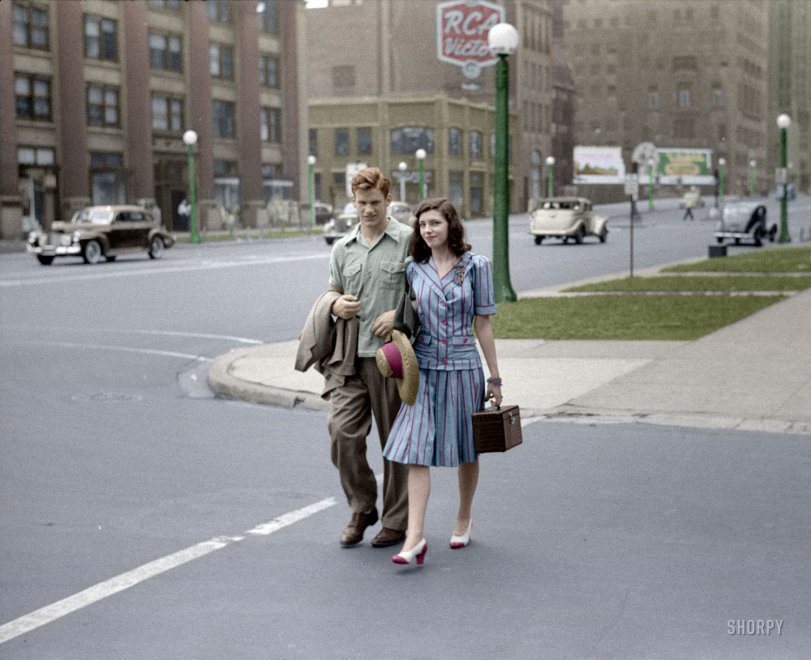 My colorized version of this Shorpy original with the caption "Michigan Avenue, Chicago, July 1941."
