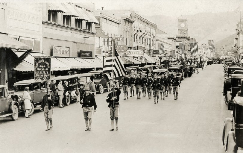 Henry Lauren Thompson Camp No. 42, USWV Dept. of Calif. From the style of uniforms and vehicles, these are Spanish-American War veterans on parade in the 1930s. Photo likely taken by in my Dad's uncle. Location: San Luis Obispo, Calif. View full size.
