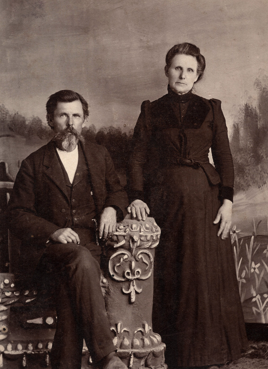 William F. and Sarah Clementine Anderson. Hillsboro TX in 1904. View full size.