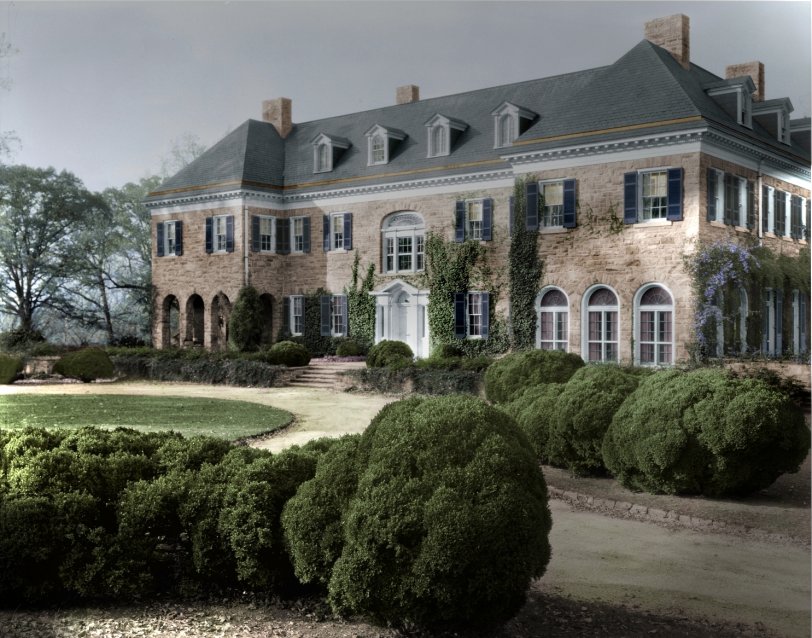 Wye Plantation, Maryland 1936 Colorized from Library of Congress photo by Frances Johnston. View full size.
