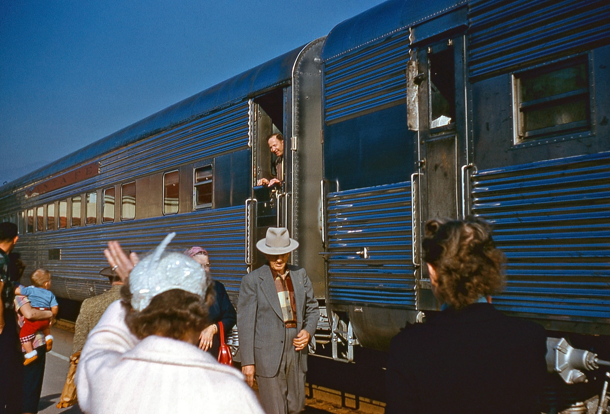 Found Kodachrome slide from December 1955, possibly the Pasadena train station. View full size.