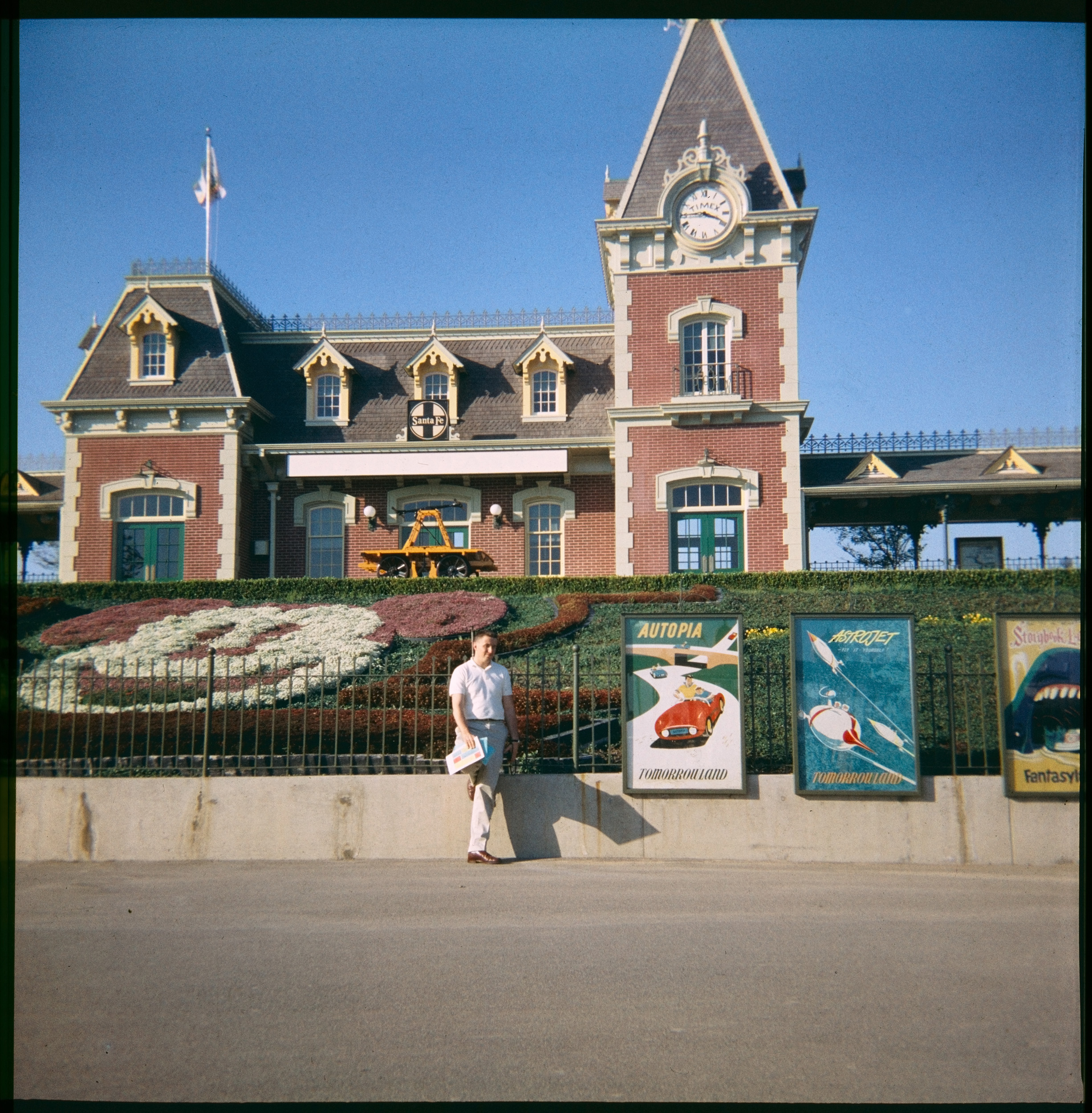 Since July 17 is Disneyland's 60th Anniversary, and since Shorpy has recently scored a trove of medium-format color transparencies, I thought I'd post this one my sister took with her Kodak Duaflex at the Magic Kingdom on her honeymoon in February 1958. Why the sign on the train station is blank, I don't know, since at all other times it's read "DISNEYLAND" with the elevation and "population." Also... where is everybody? View full size.
