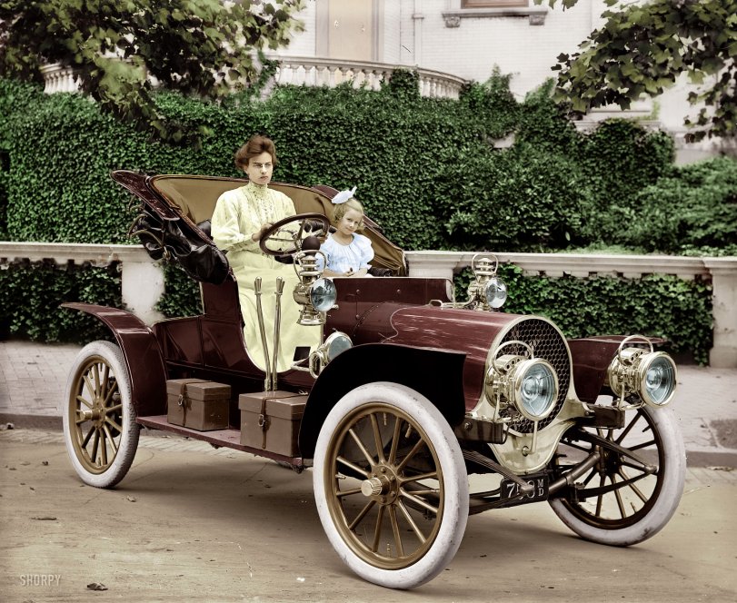 A colorization of this Shorpy image, the 1907 Franklin Automobile Model D. What a beautiful car. View full size.
