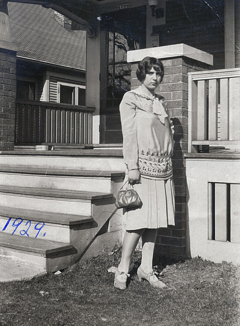 My grandma Elsa Poeschl (nee Wetzel, not married yet) at age 18 in 1929 in Milwaukee. She was always the stylish one. View full size.
