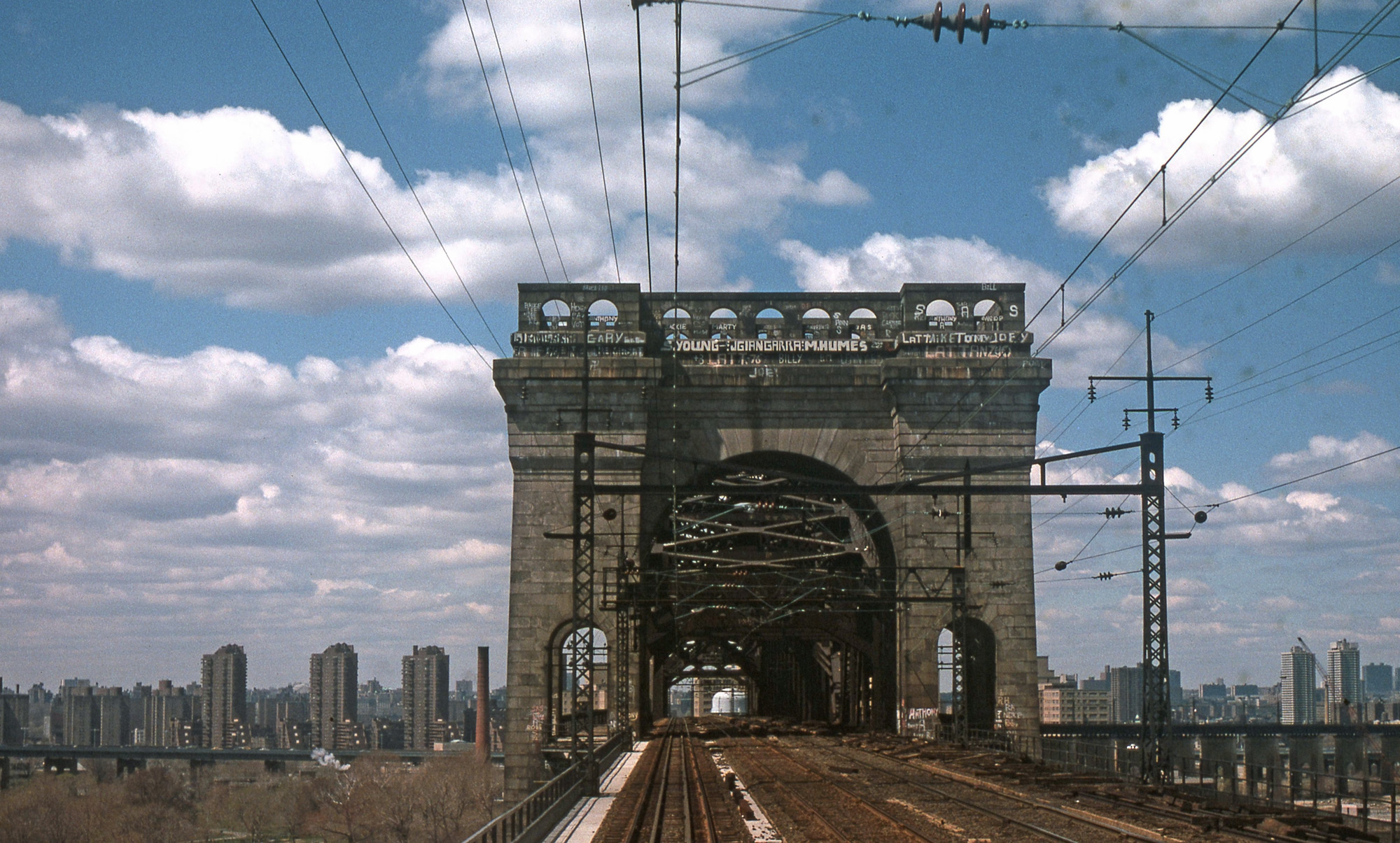 The Hell Gate bridge from the Amtrak train "Colonial." A real marvel, to me, even by today's standards. View full size.